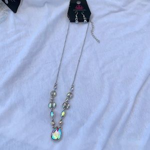 Necklace/earring set